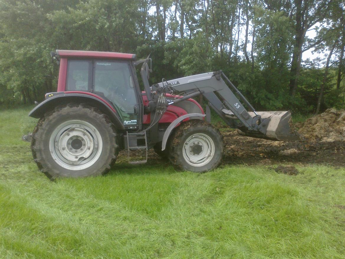 Valtra N121 billede 6