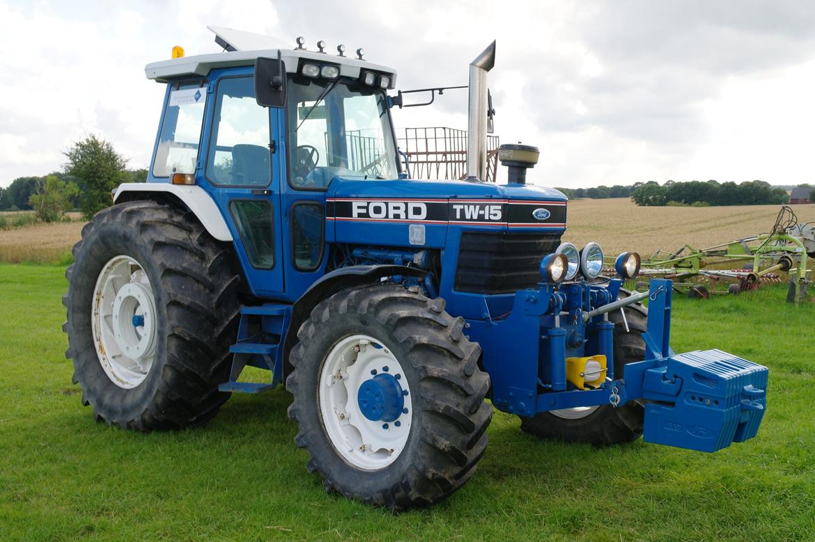 Ford TW 15 Force II - Nu men teleskopspejle og markeringslygter billede 19