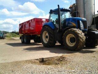 New Holland T8020 billede 4