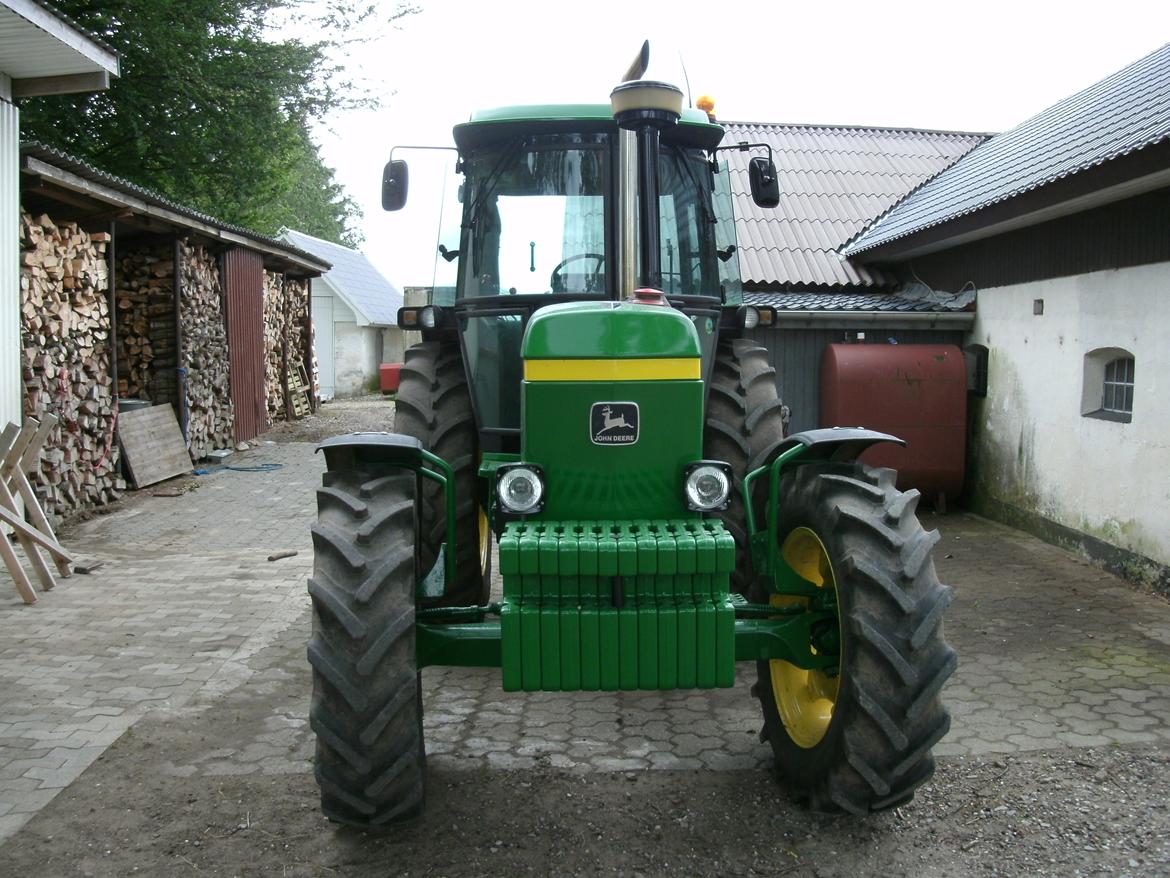 John Deere 3040 turbo 4wd billede 2