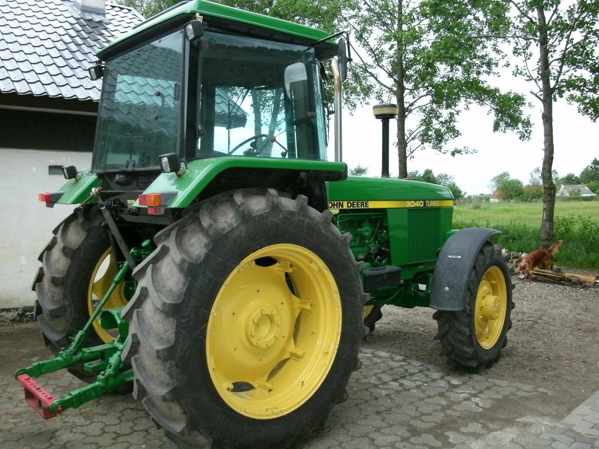 John Deere 3040 turbo 4wd billede 3