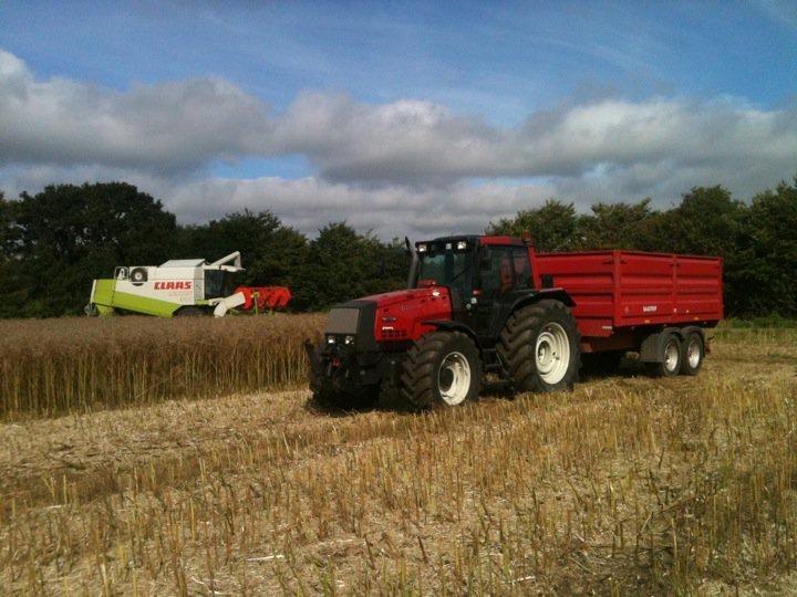 Valtra Hi tech 8950 billede 2