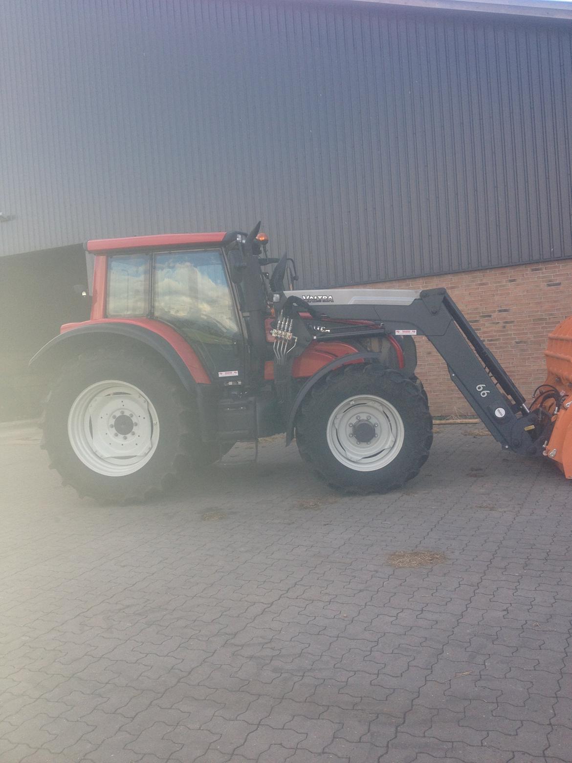 Valtra N142 direct billede 2