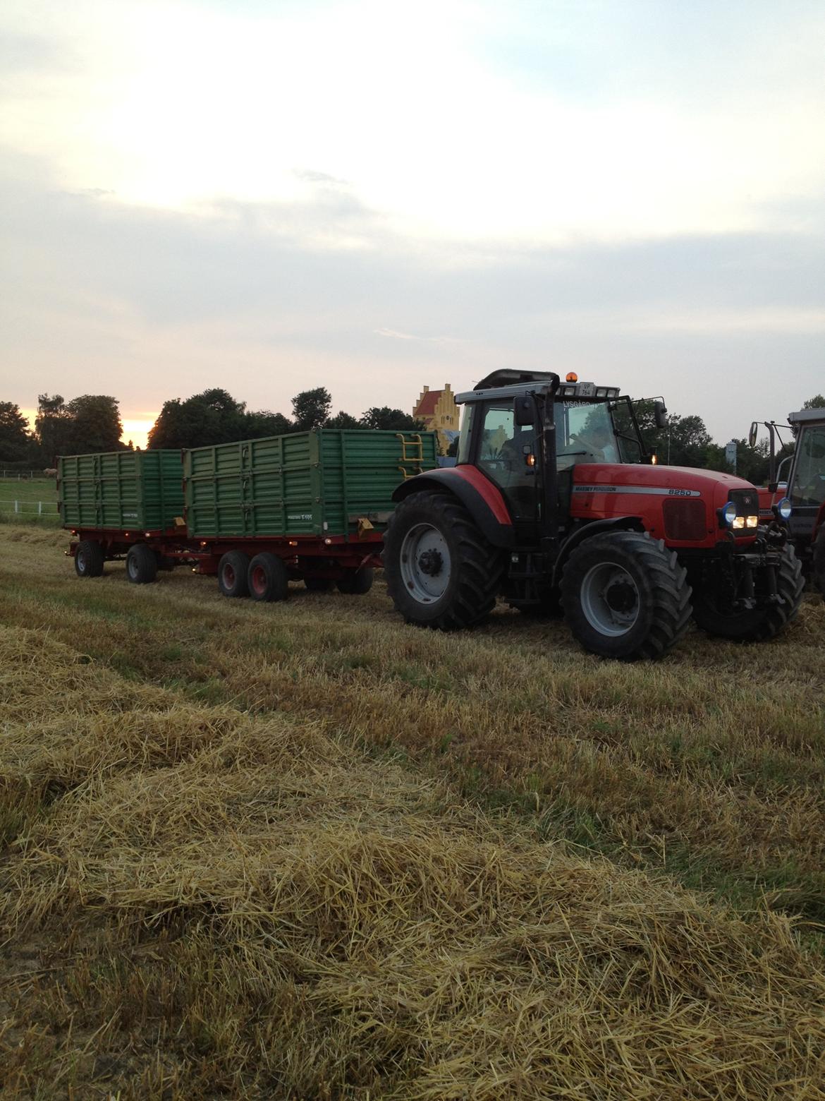 Massey Ferguson 8250 - høst 2012 billede 5