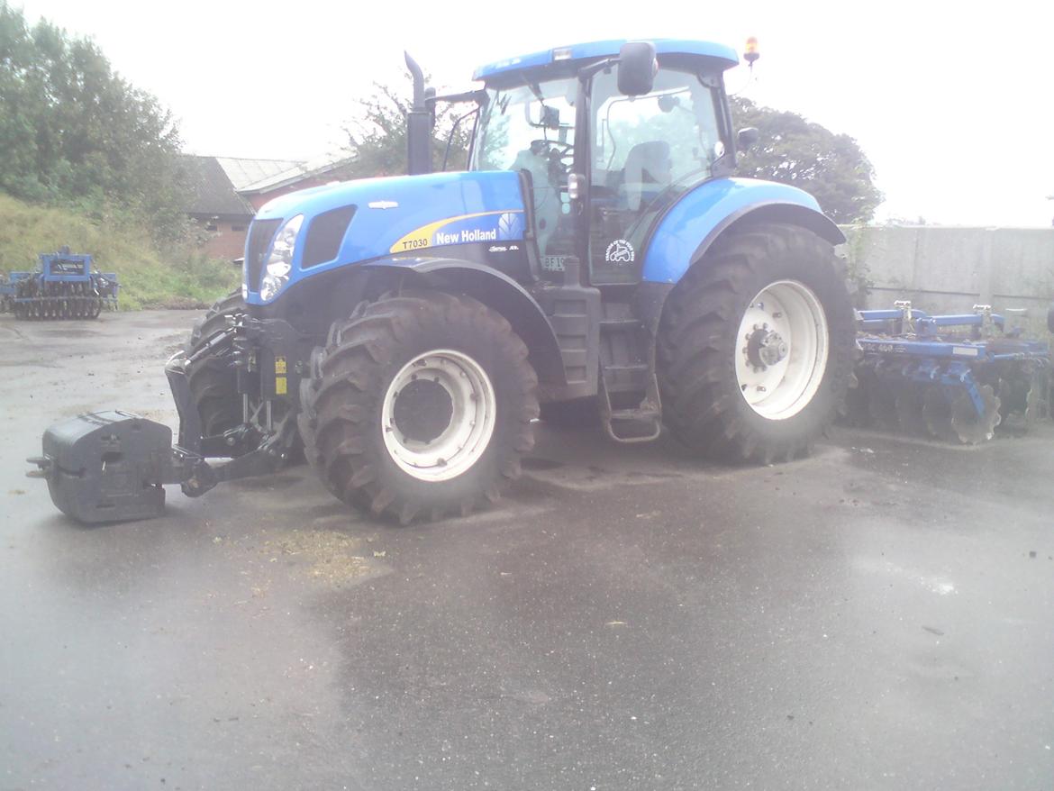 New Holland T7030 billede 1