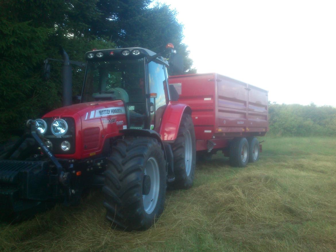 Massey Ferguson 6480 billede 4