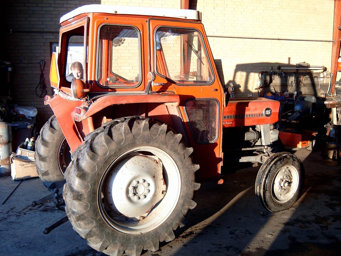 Massey Ferguson 135 billede 2