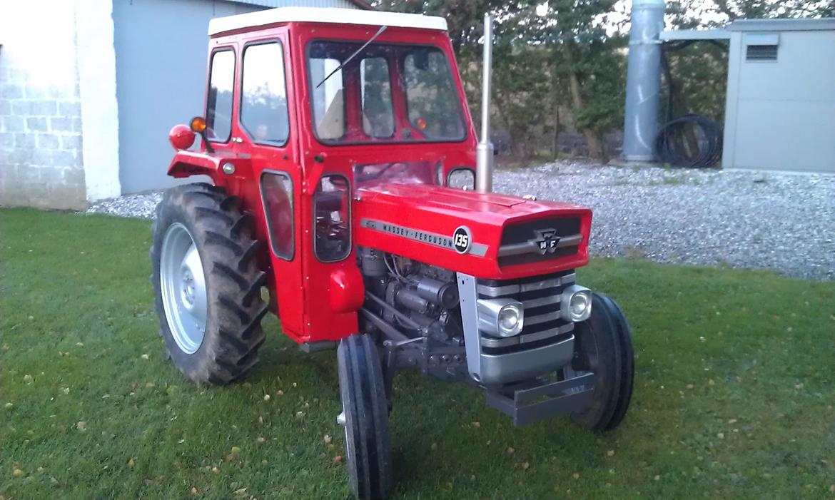 Massey Ferguson 135 billede 9