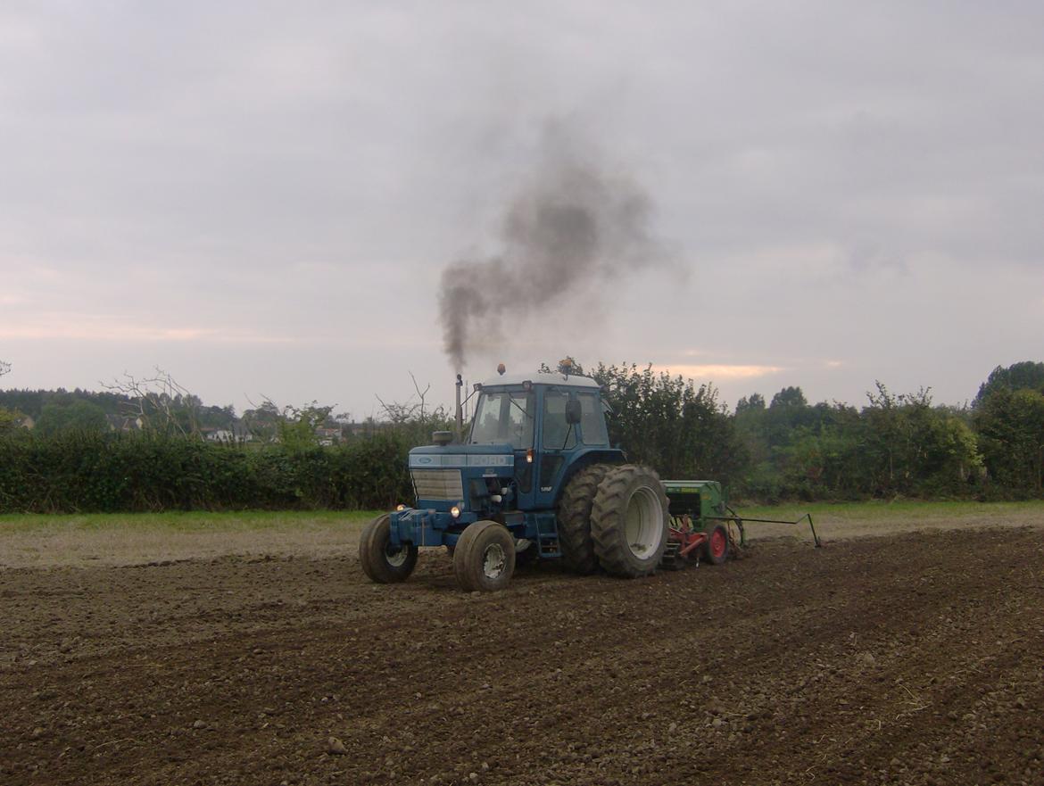 Ford 7710 - Triticale efterårs såning 2012.. fatter går fuldstændig amok!! :D billede 20