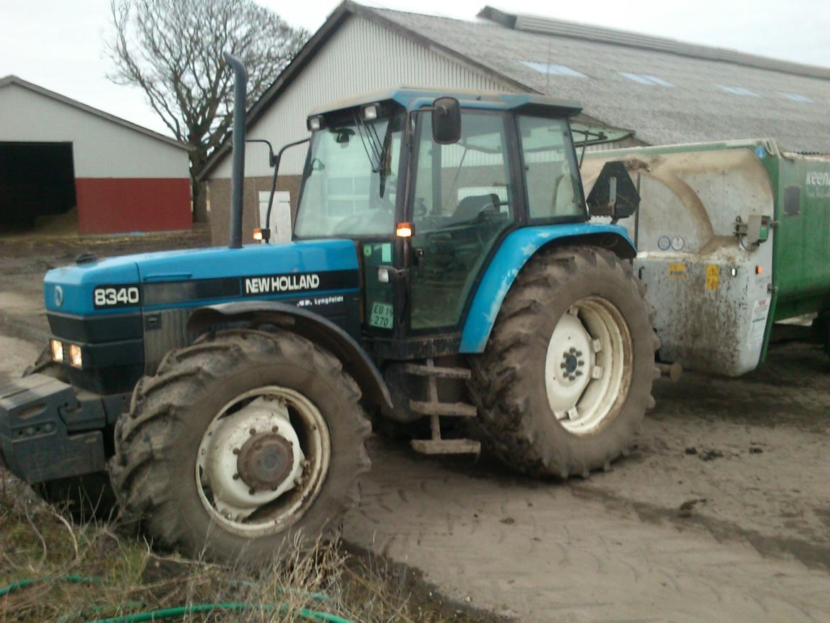 New Holland 8340 SLE (Solgt) billede 18