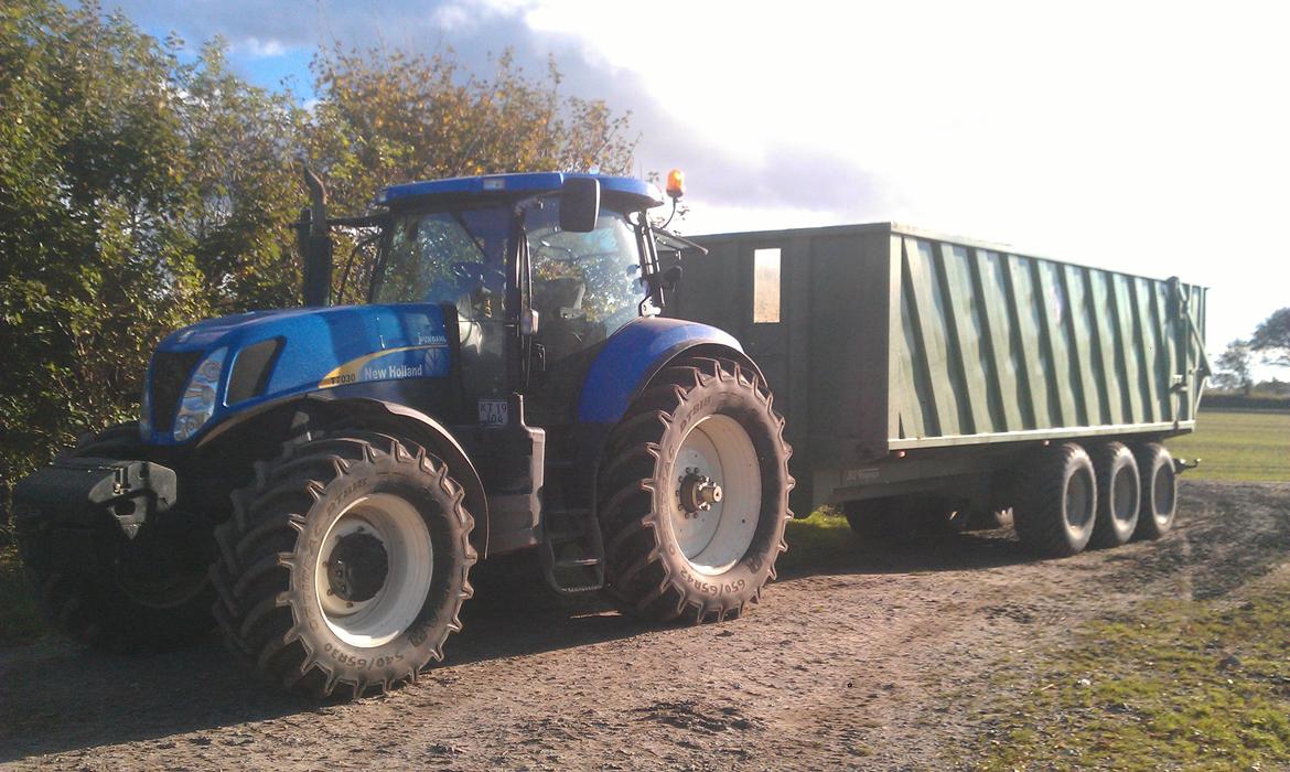 New Holland T7030 billede 21