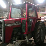 Massey Ferguson 575