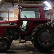 Massey Ferguson 575