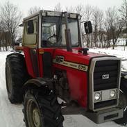 Massey Ferguson 575