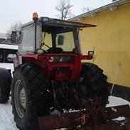 Massey Ferguson 575