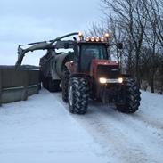 Case IH 335