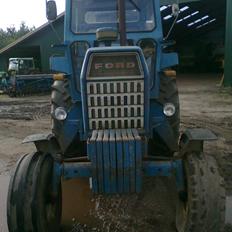 Ford 8600