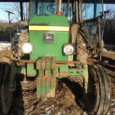John Deere 2040