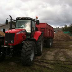 Massey Ferguson 7495