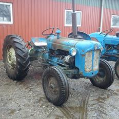 Fordson Dexta diesel