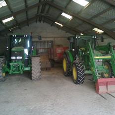 John Deere 5100r