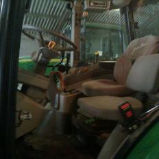 John Deere 5100r