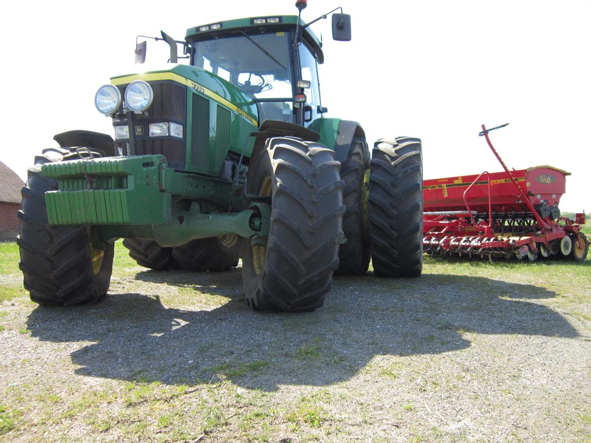 John Deere 7710 billede 8