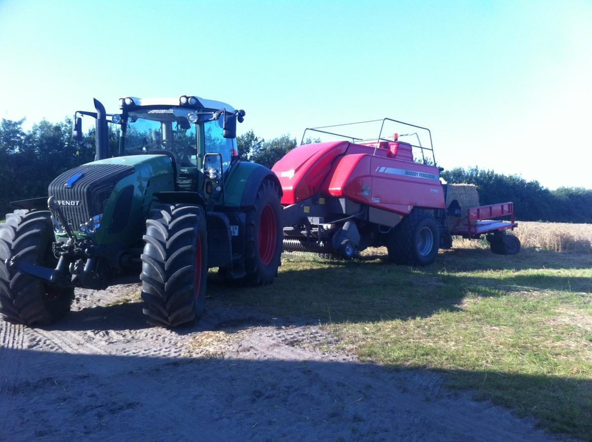 Fendt 927 Vario Profi - 927 og vores nye Massey Ferguson 2190 med Park Land vogn  billede 5