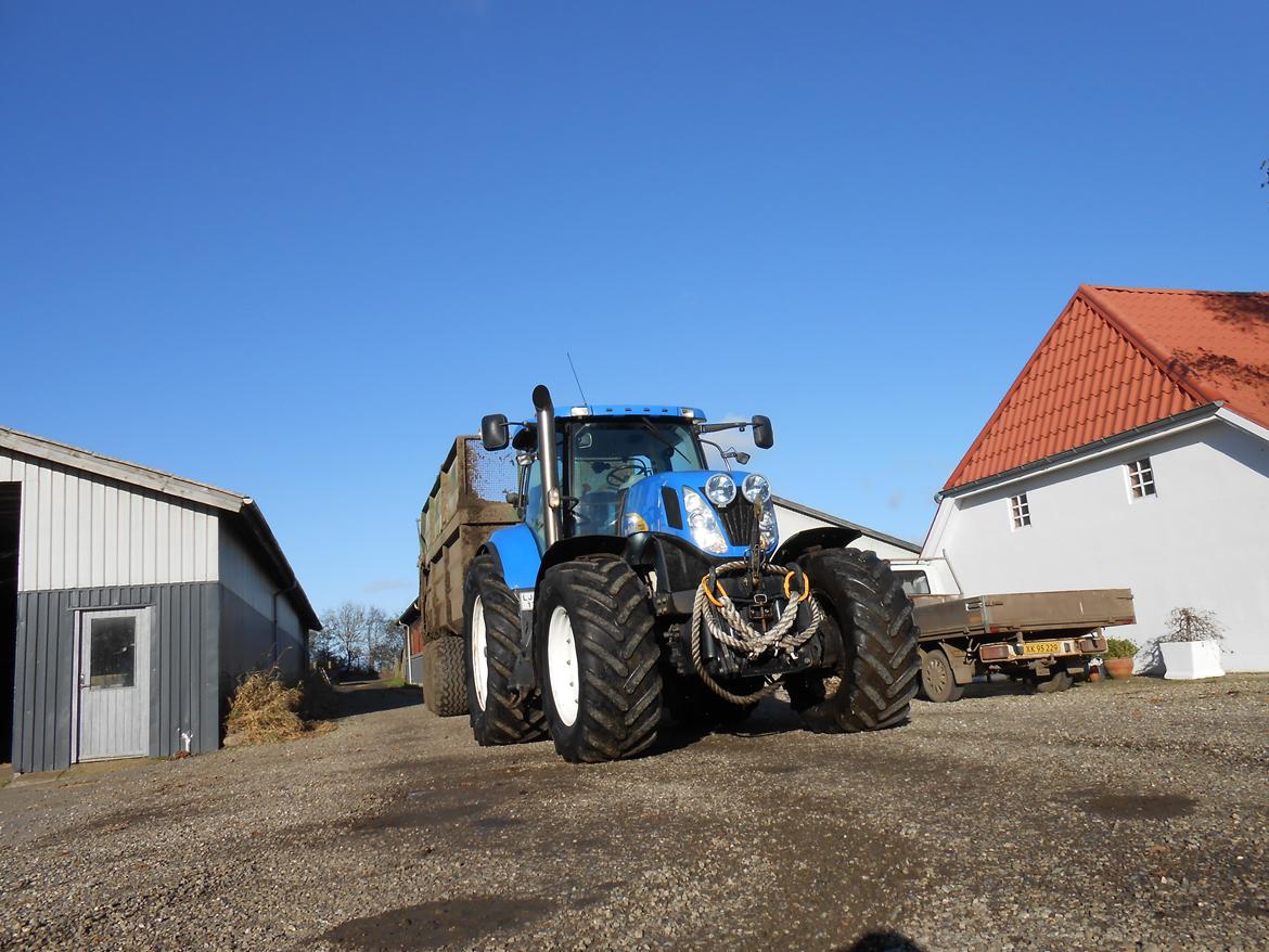 New Holland T7030 billede 2