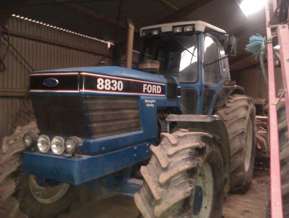 Ford 8830 billede 13