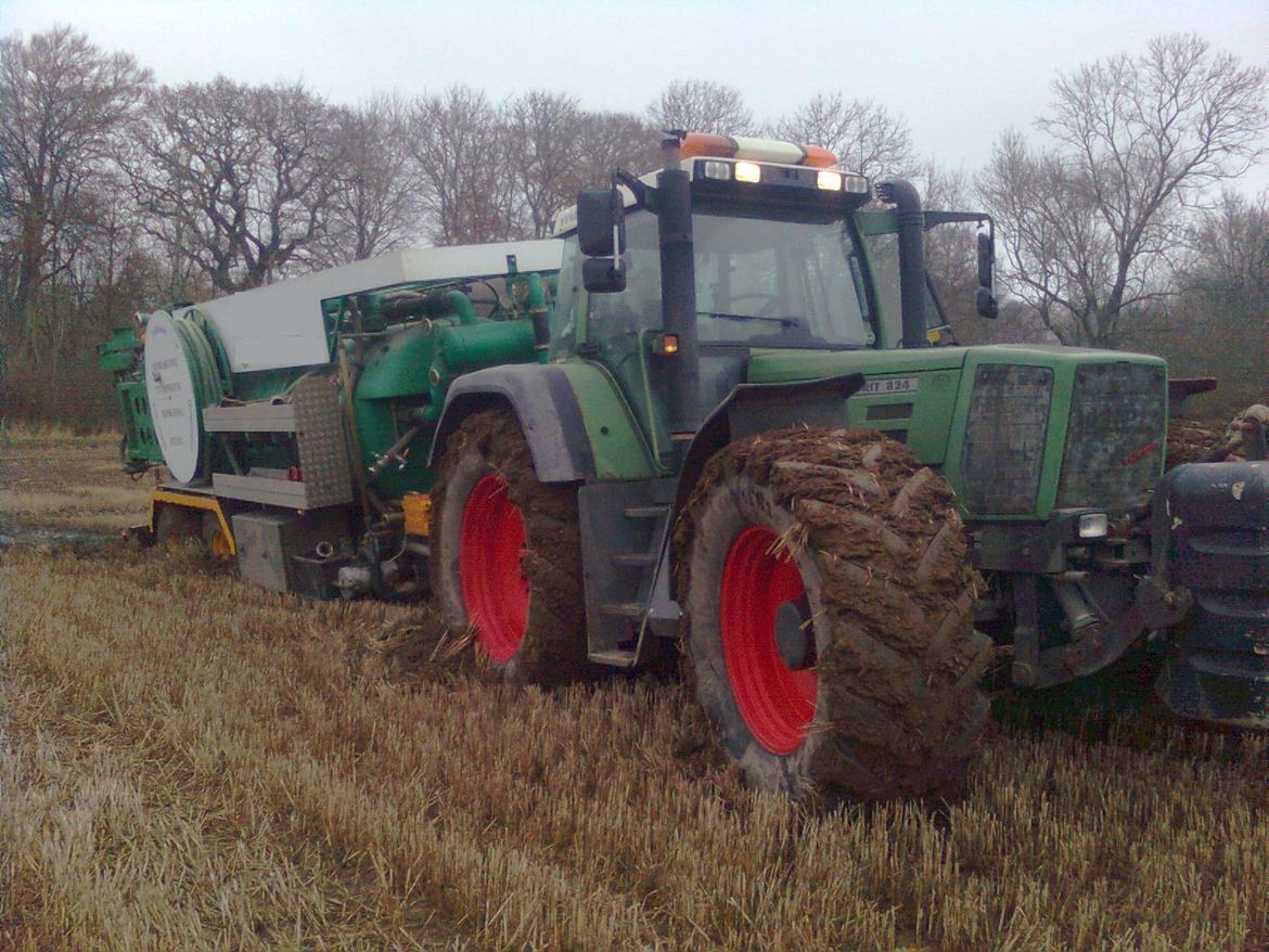 Fendt Favorit 824 billede 5
