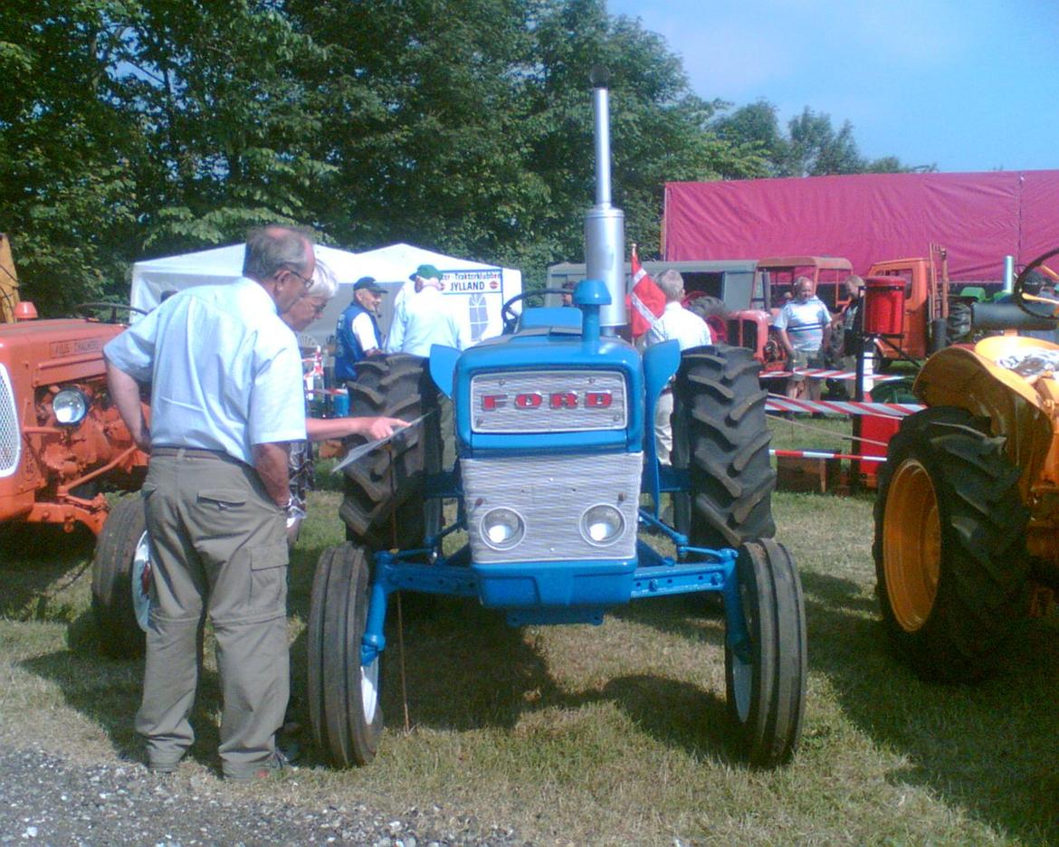 Ford 3000x - Hjørring dyrskue  billede 1