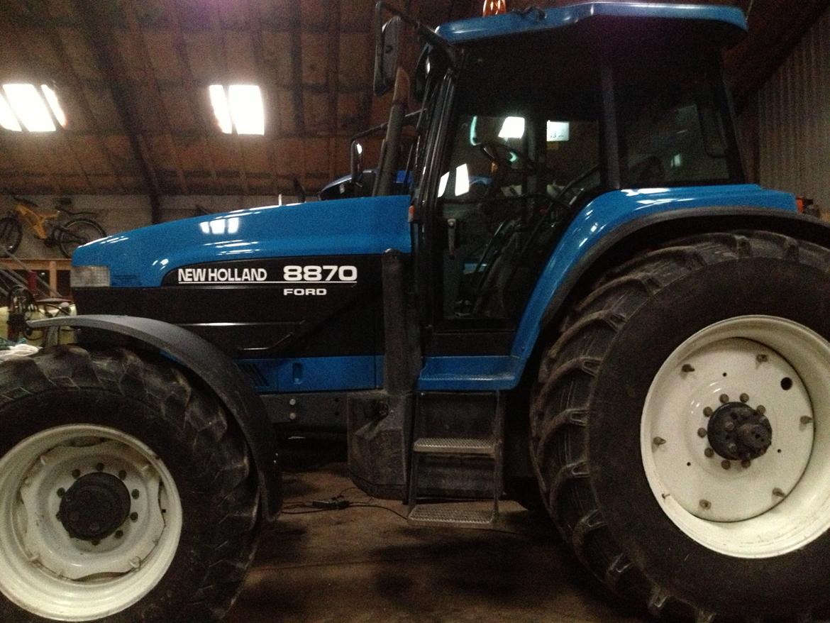 New Holland 8870 billede 2