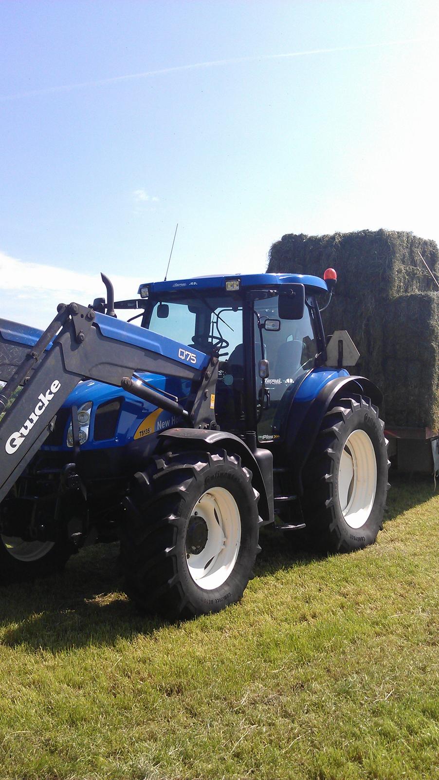 New Holland TS 135A billede 1