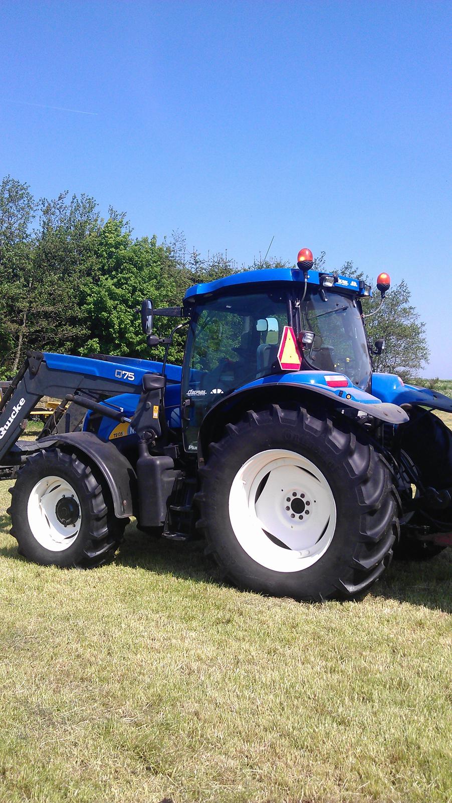 New Holland TS 135A billede 2