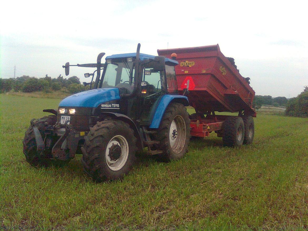 New Holland ts 115 billede 4