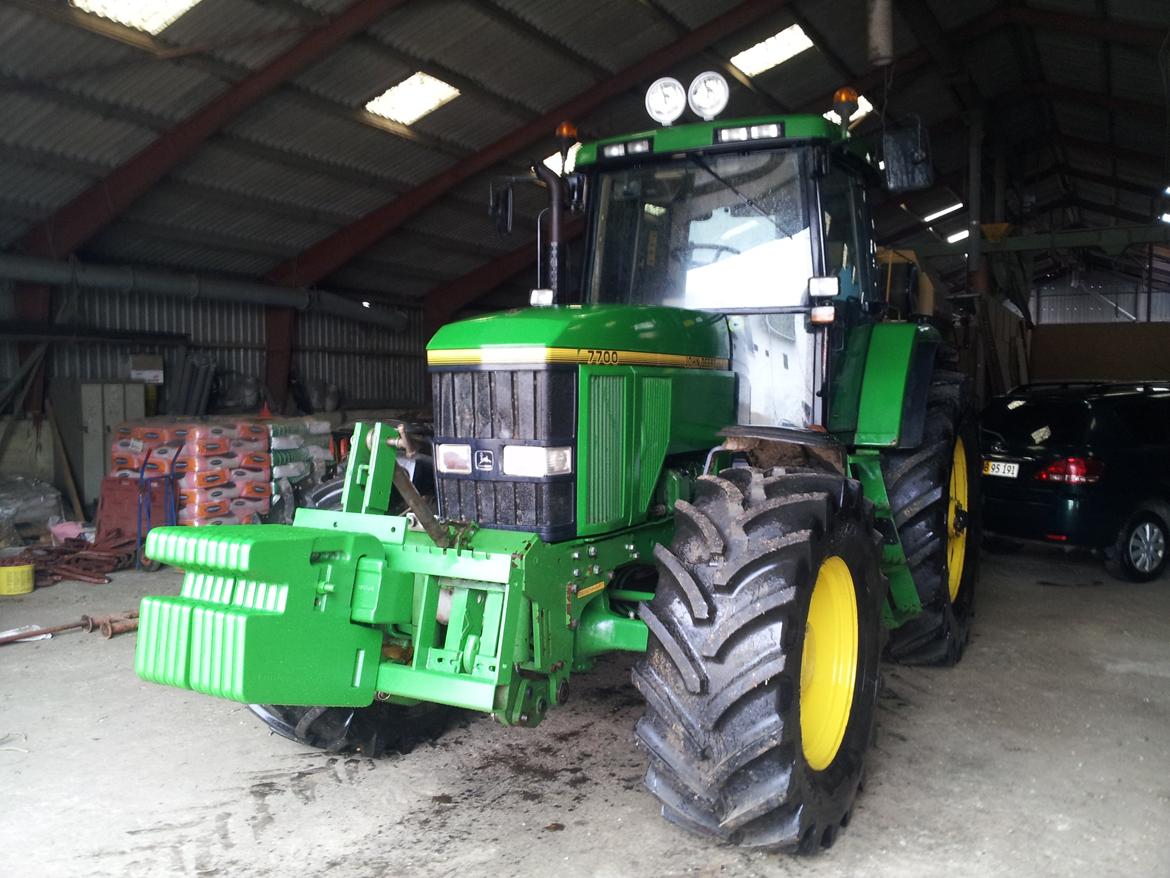 John Deere 7700 - Som den står til dato billede 3