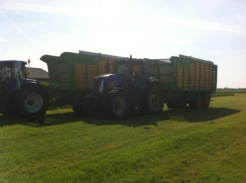 New Holland T8050 billede 6