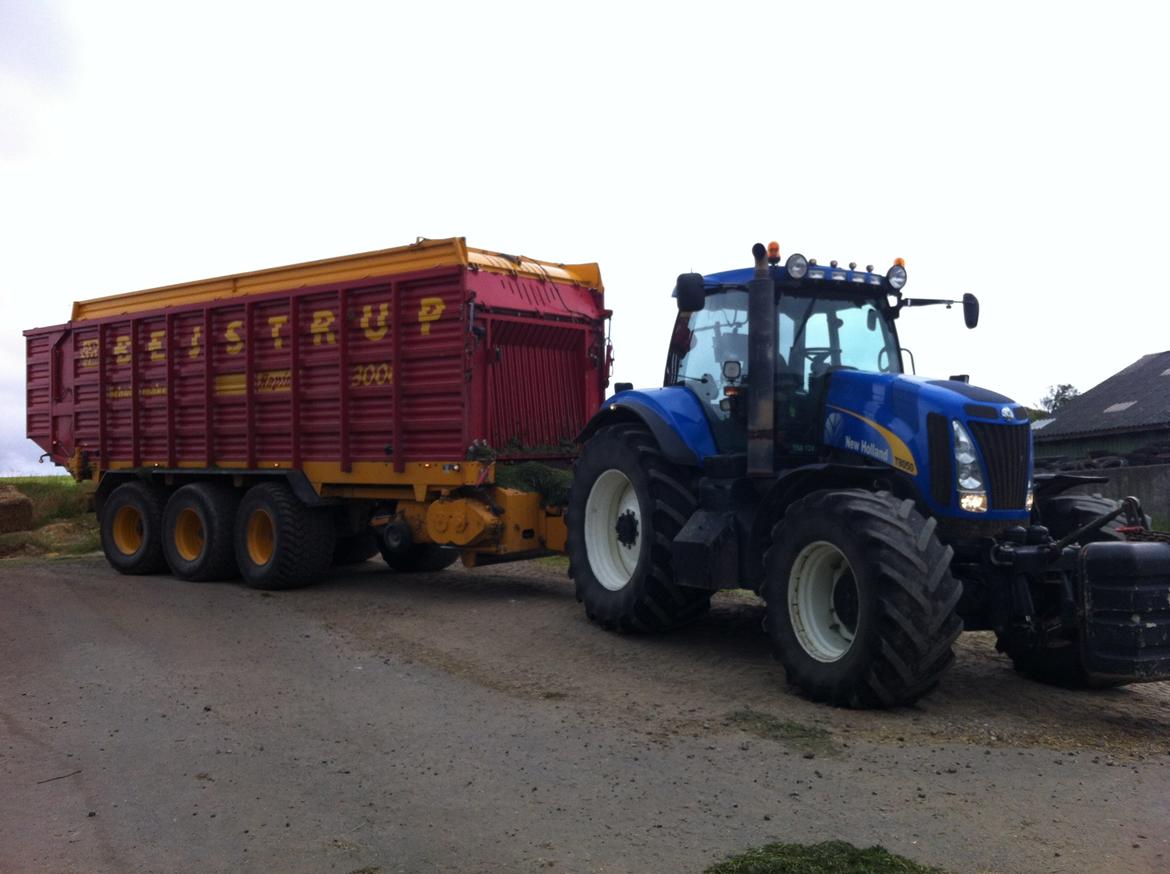 New Holland T8050 billede 8