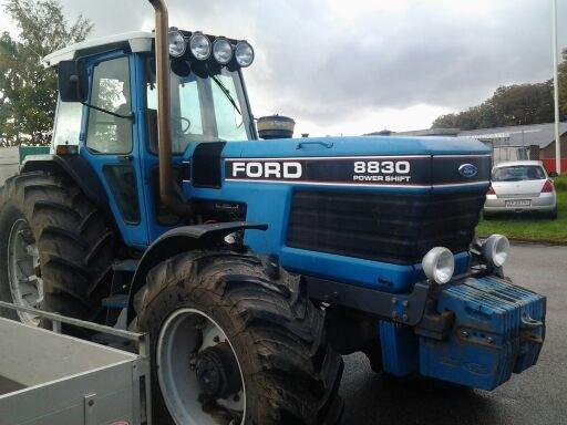 Ford 8830 billede 3