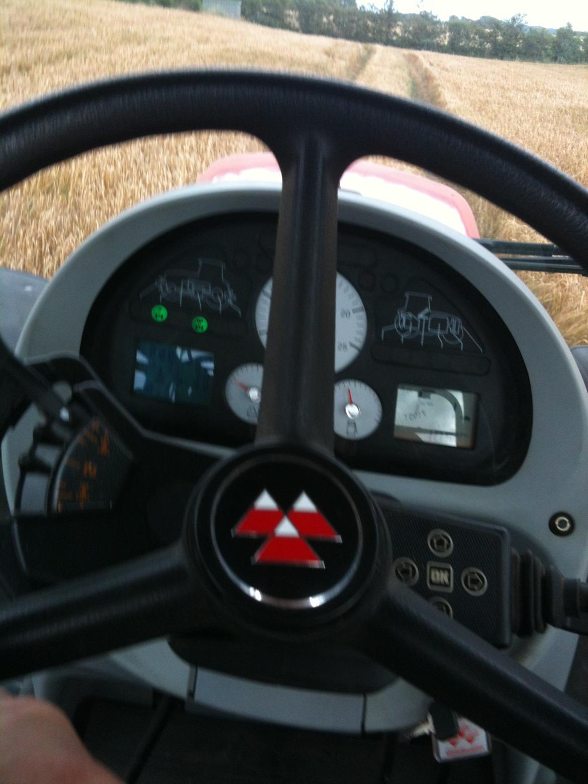 Massey Ferguson 7495 billede 1