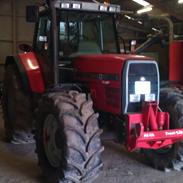 Massey Ferguson 8110