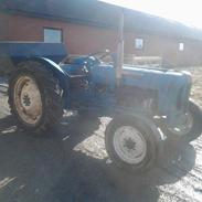 Fordson dexta