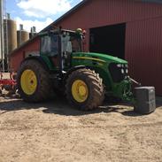 John Deere 7930