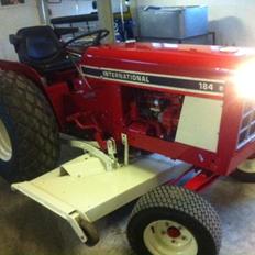 International Harvester 184