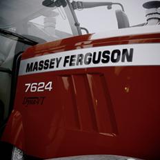 Massey Ferguson 7624