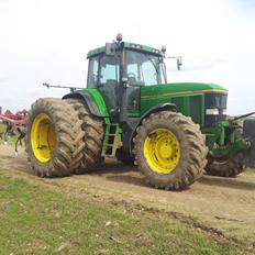 John Deere 7800