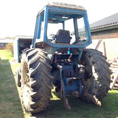 Ford 8700