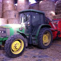 John Deere 6200