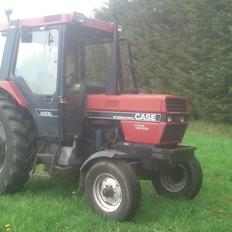 Case IH 885 XL